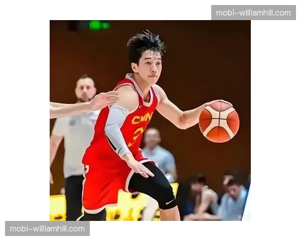 王浩然14中9砍23分5篮板 深圳年轻前锋展现成长潜力